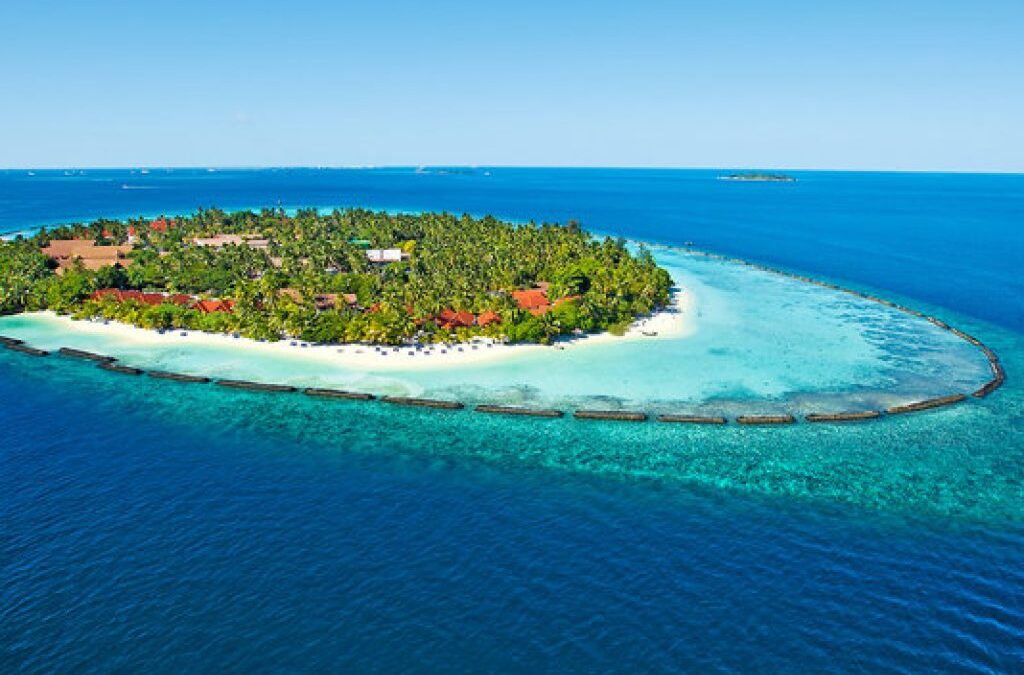 Kurumba Maldives 5*